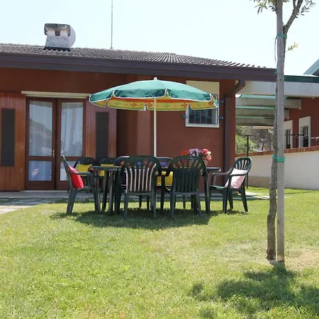 Villa Agavi Bibione Exterior photo
